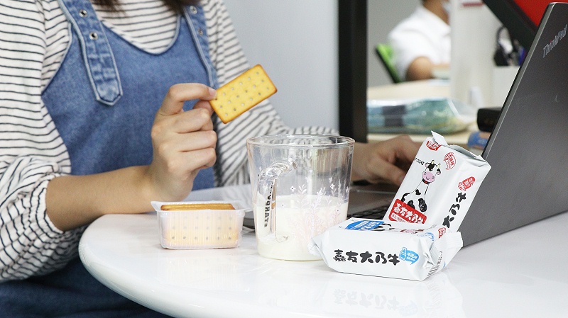 Ag亞洲集團(tuán)牛乳餅 (2)