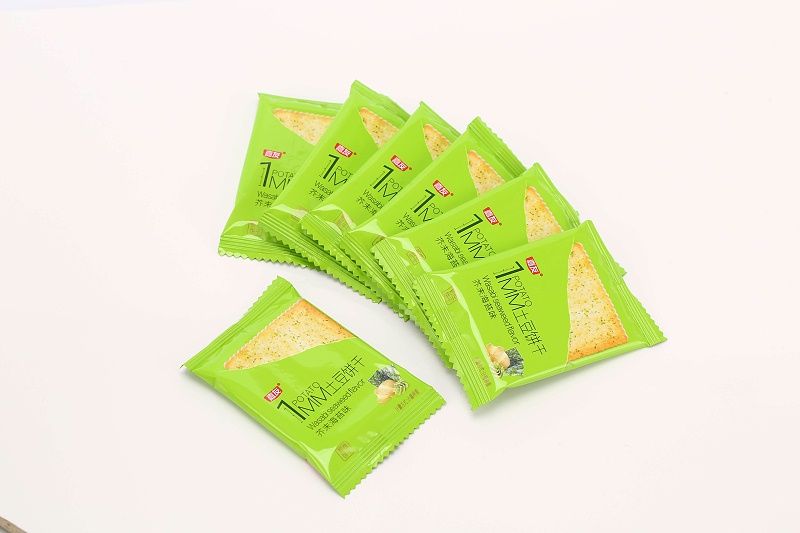 一片一片停不下來的土豆小餅干！薄、香、脆讓人流連忘返