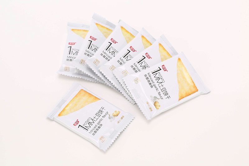 一片一片停不下來的土豆小餅干！薄、香、脆讓人流連忘返